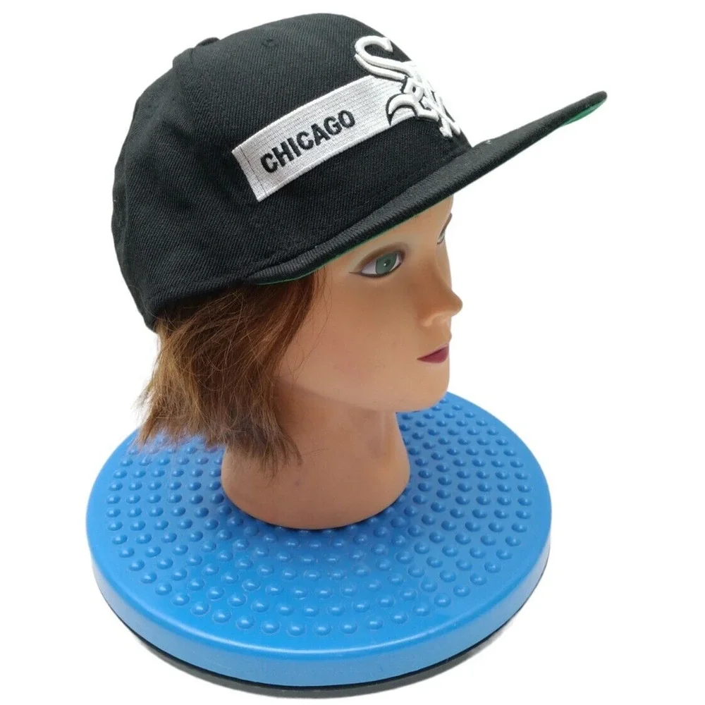 Vintage Chicago White Sox MLB hat Black‎ Spell Out Baseball Snap Back Cap